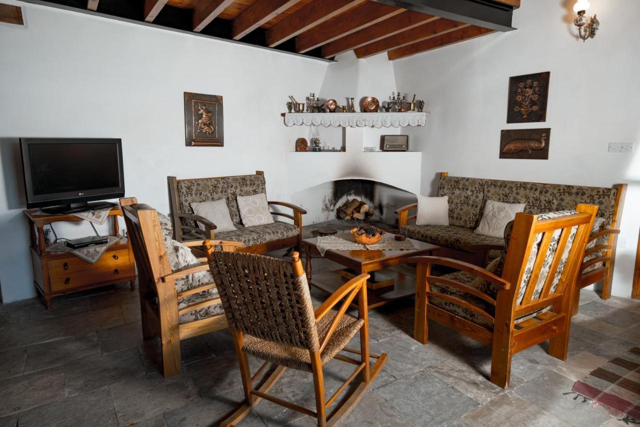 Constantias Stone Houses Lofou Exterior photo